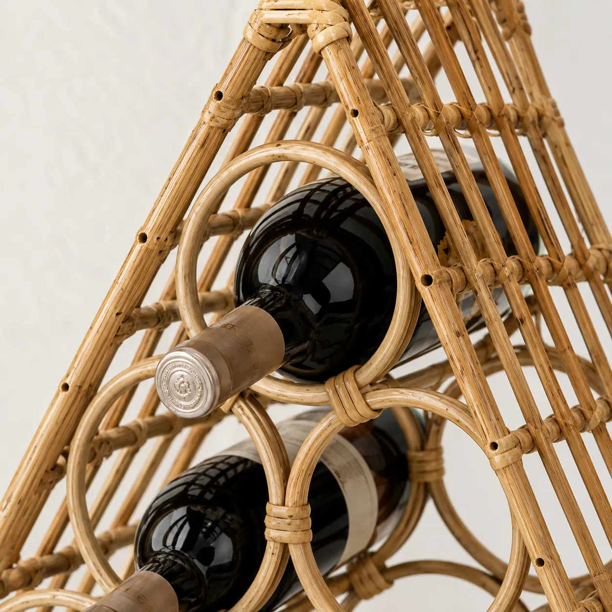 decoration5-withbottle-7.webp