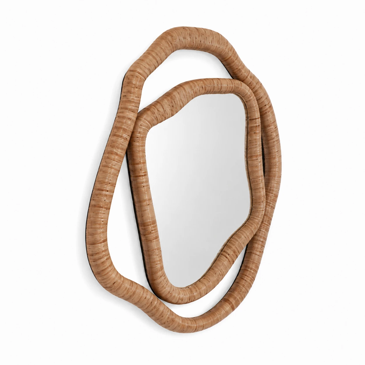 mirror16-3_converted.webp